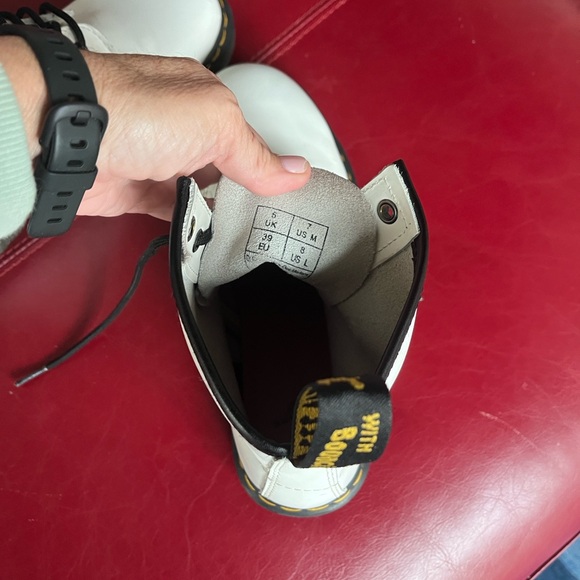 Dr. Martens 1460 Smooth Leather Lace Up Boots White Women's Size 8 - Picture 10 of 11